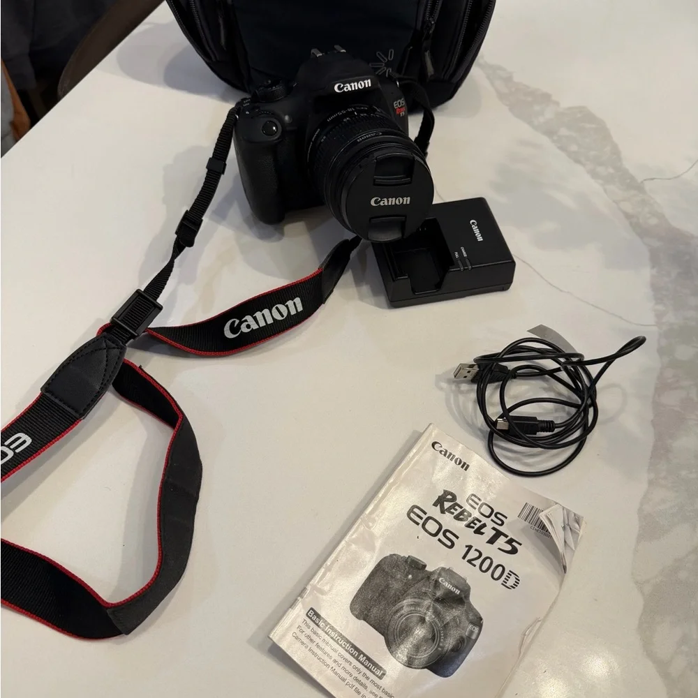 Canon EOS Rebel T5 DSLR Camera Kit with 18-55mm Lens